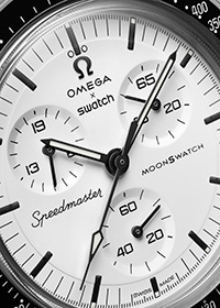 MoonSwatch 1965 close up