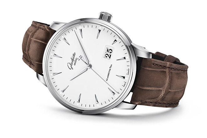 Glashütte Original extends Senator Excellence line