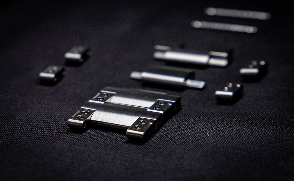 picture of watch bracelet components 
