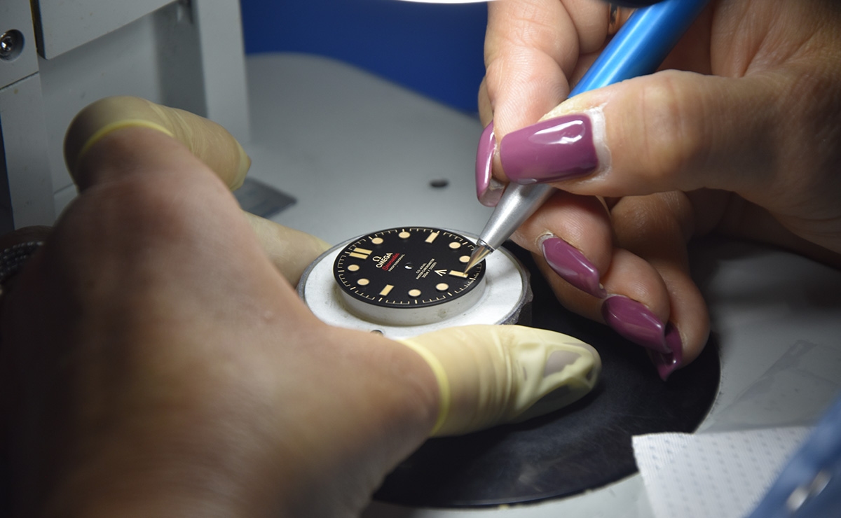 picture of watch dial production
