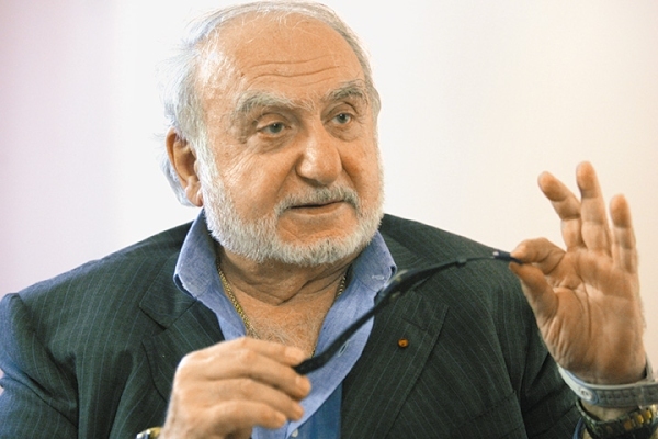 Nicolas G. Hayek